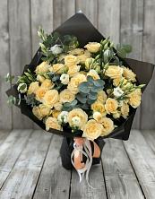 Букет цветов из:  Розы и Лизиантусы в Дубне Московская область
