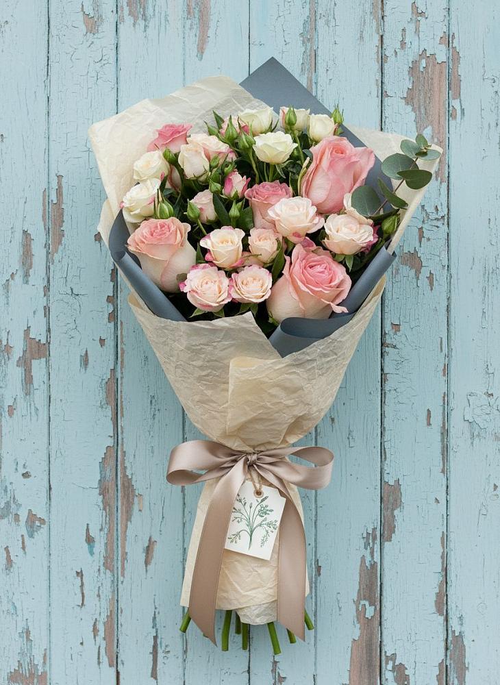 Букет цветов из: Розы в Дубне Московская область