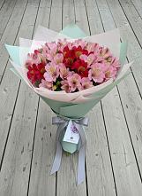 Букет цветов из:  Альстромерии в Дубне Московская область