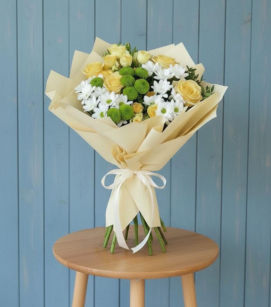 Букет цветов из: Хризантемы и Розы в Дубне Московская область