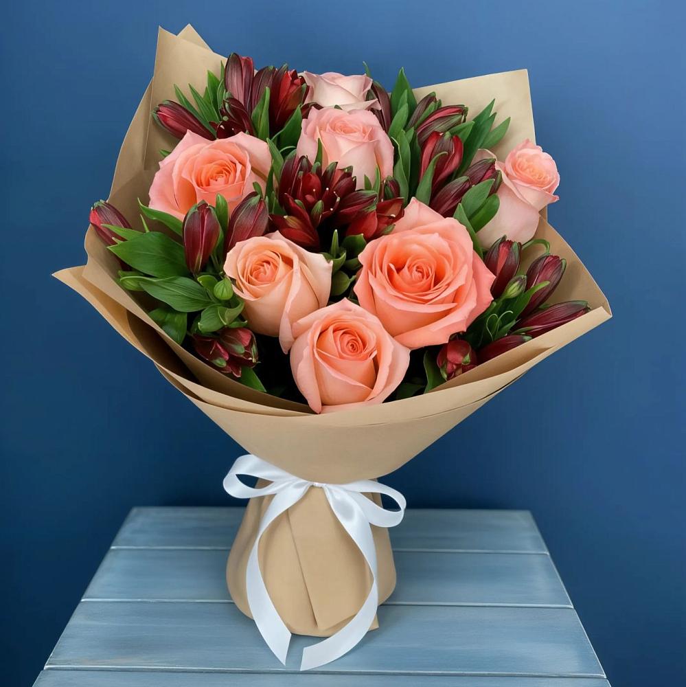 Букет цветов из: Розы и Альстромерии в Дубне Московская область