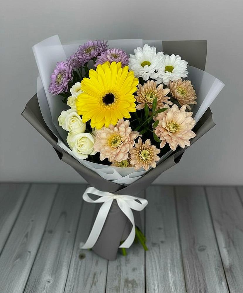 Букет цветов из: Розы, Герберы и Хризантемы в Дубне Московская область