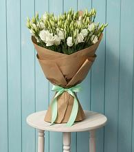 Букет цветов из:  Лизиантусы в Дубне Московская область