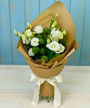 Букет цветов из:  Хризантемы и Лизиантусы в Дубне Московская область